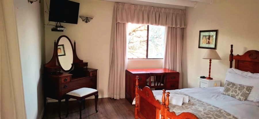 5 Bedroom Property for Sale in Beacon Bay Eastern Cape